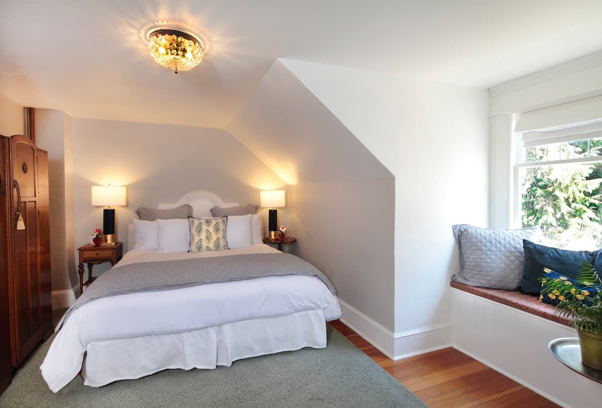 Room at Calderwood Inn