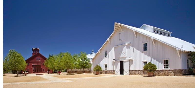 Wineries in Oakville