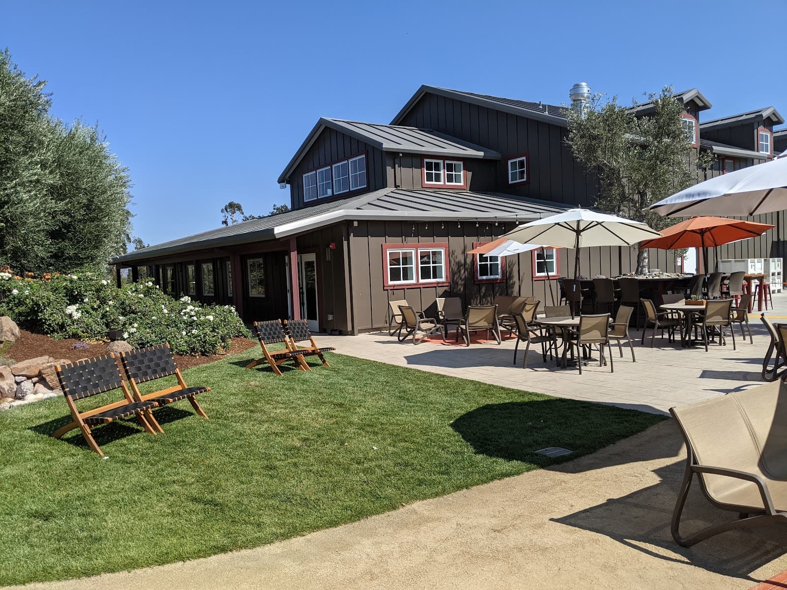 Photo of Roche Winery & Vineyards