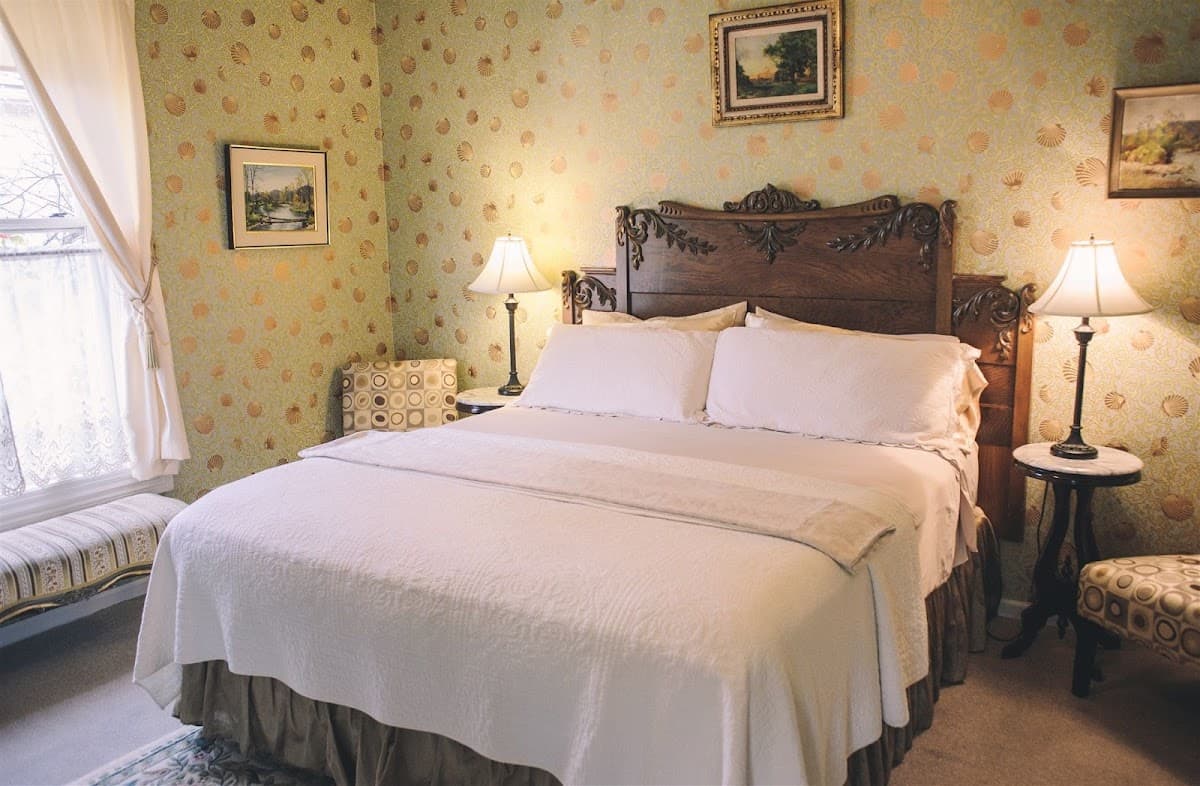 Room at Camellia Inn