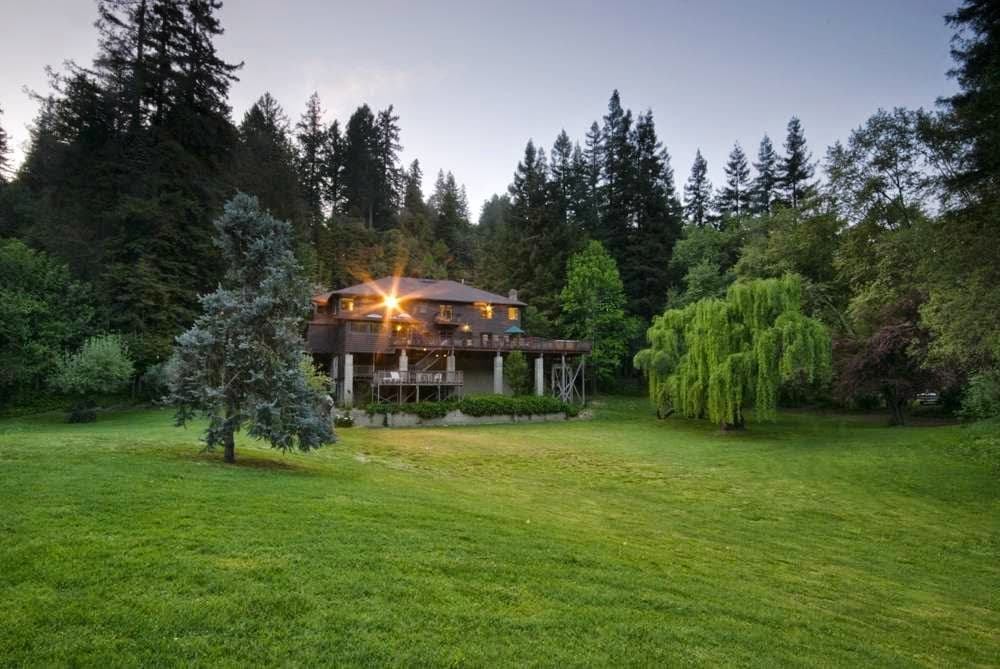 Guerneville Lodge photo 1