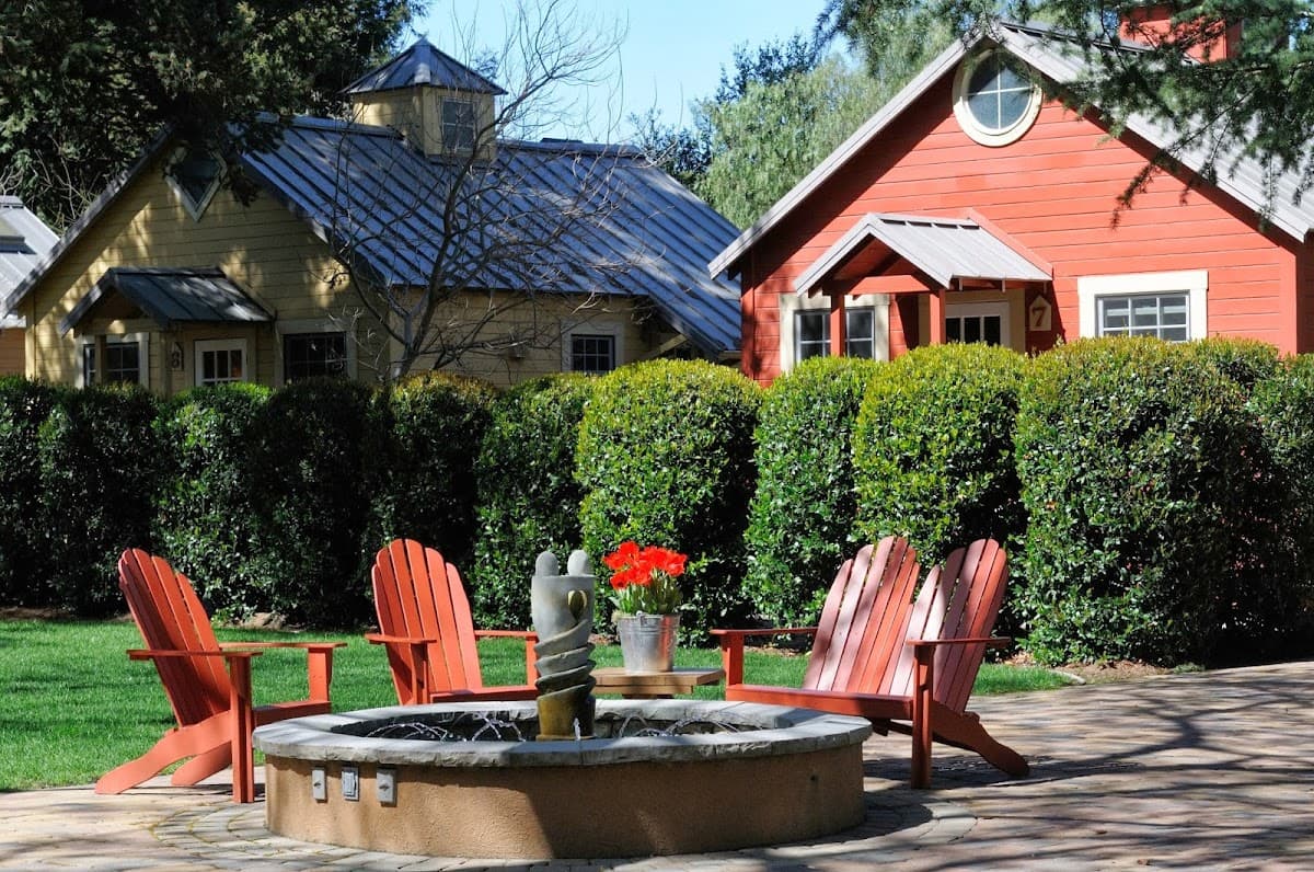 The Cottages of Napa Valley setting