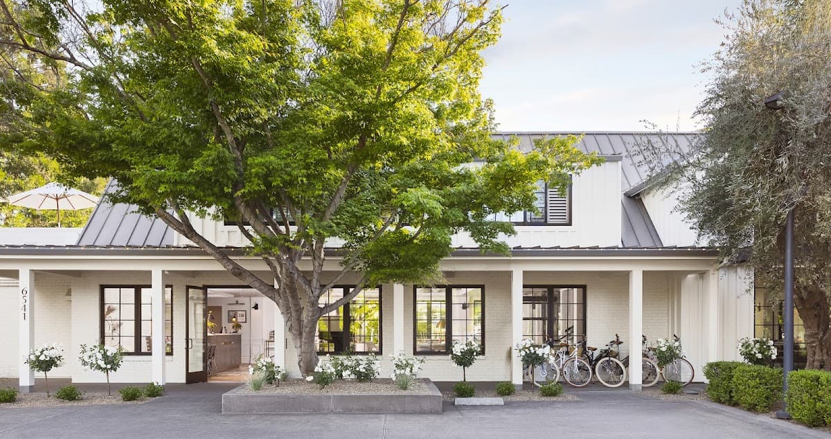 Vintage House at The Estate Yountville setting