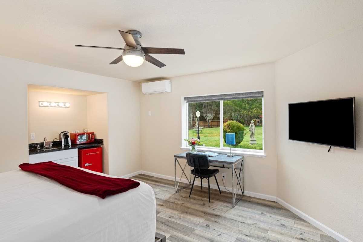 Room at West Sonoma Inn & Spa